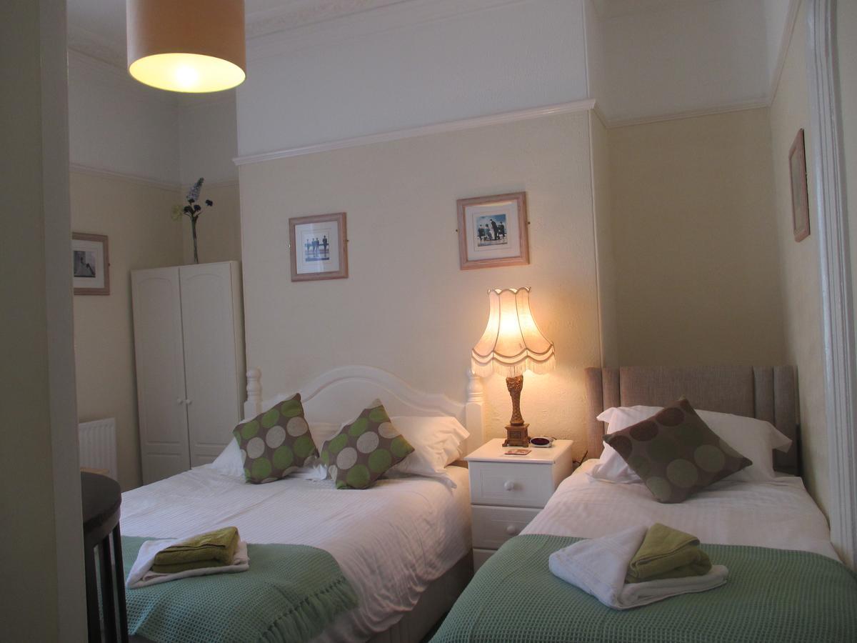 Caledonia Guest House Plymouth Esterno foto